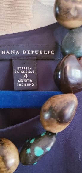 3/$30 Banana Republic Sheath Dress - Picture 4 of 5